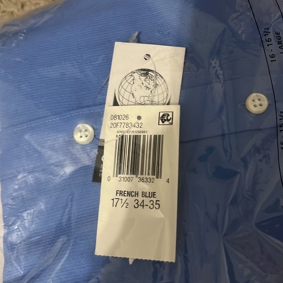 Mens button down - Picture 2 of 2